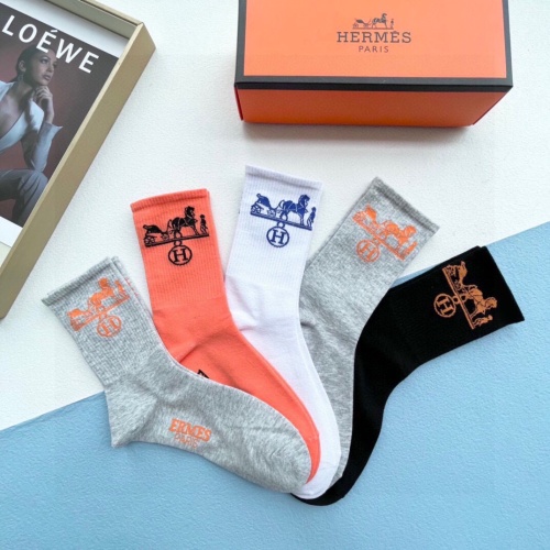 Replica Hermes Socks #1165031 $32.00 USD for Wholesale