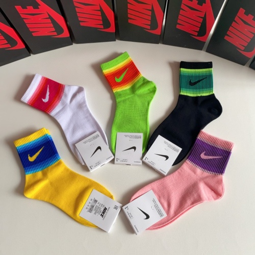 Replica Nike Socks #1166719 $27.00 USD for Wholesale