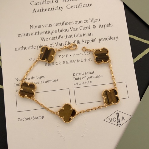 Van Cleef &amp; Arpels Bracelets For Women #1171008 $36.00 USD, Wholesale Replica Van Cleef &amp; Arpels Bracelets