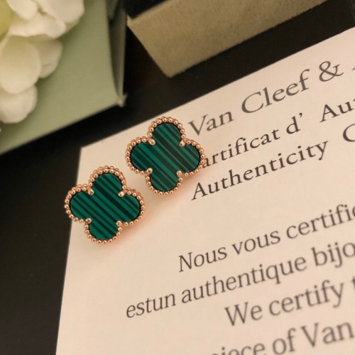 Van Cleef &amp; Arpels Earrings For Women #1171087 $27.00 USD, Wholesale Replica Van Cleef &amp; Arpels Earrings