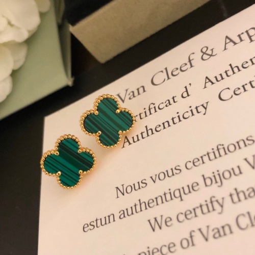 Van Cleef &amp; Arpels Earrings For Women #1171090 $27.00 USD, Wholesale Replica Van Cleef &amp; Arpels Earrings