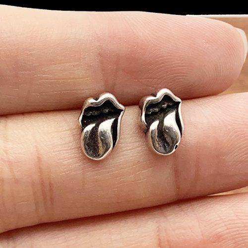 Chrome Hearts Earrings For Women #1171097 $27.00 USD, Wholesale Replica Chrome Hearts Earrings