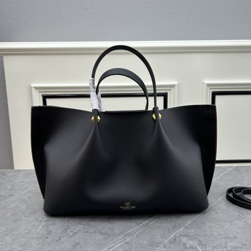 Replica Valentino AAA Quality Handbags For Women #1171746 $112.00 USD for Wholesale