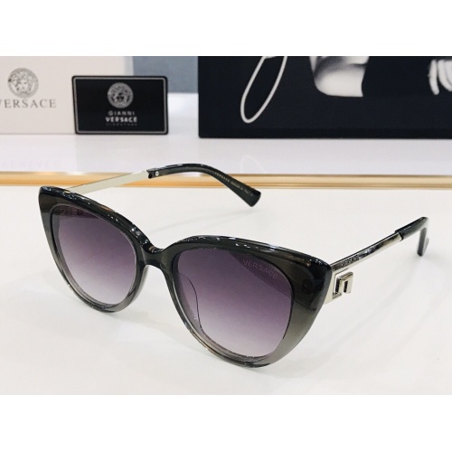 Versace AAA Quality Sunglasses #1172526