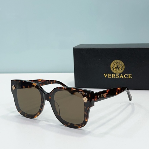 Versace AAA Quality Sunglasses #1172532