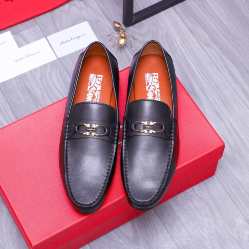 Replica Salvatore Ferragamo Leather Shoes For Men #1173532 $72.00 USD for Wholesale