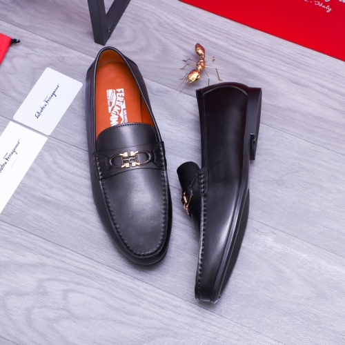 Replica Salvatore Ferragamo Leather Shoes For Men #1173532 $72.00 USD for Wholesale