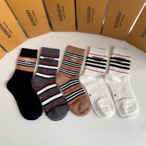 Burberry Socks #1174098 $32.00 USD, Wholesale Replica Burberry Socks