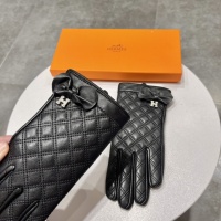 $48.00 USD Hermes Gloves For Women #1165501