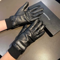 $48.00 USD Chrome Hearts Gloves For Women #1166800