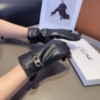 $45.00 USD Celine Gloves For Women #1169742