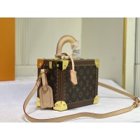 $128.00 USD Louis Vuitton AAA Quality Messenger Bags For Women #1170511