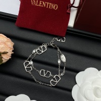 $32.00 USD Valentino Bracelets For Women #1170574