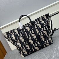 $102.00 USD Christian Dior AAA Quality Tote-Handbags For Unisex #1171092