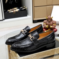 $82.00 USD Versace Leather Shoes For Men #1172730