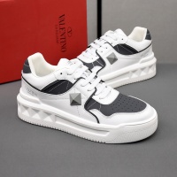 $85.00 USD Valentino Casual Shoes For Men #1174034