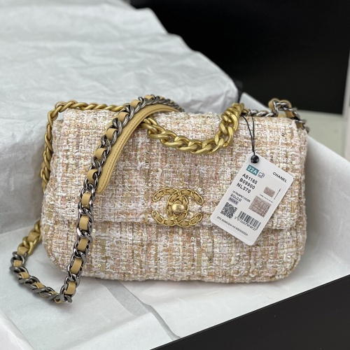 Chanel AAA Quality Messenger Bags For Women #1174281 $182.00 USD, Wholesale Replica Chanel AAA Quality Messenger Bags