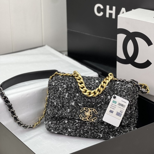 Chanel AAA Quality Messenger Bags For Women #1174305 $182.00 USD, Wholesale Replica Chanel AAA Quality Messenger Bags
