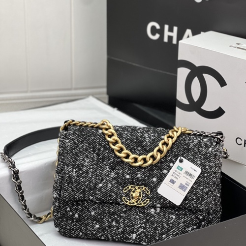 Chanel AAA Quality Messenger Bags For Women #1174306 $190.00 USD, Wholesale Replica Chanel AAA Quality Messenger Bags