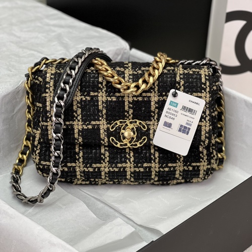 Chanel AAA Quality Messenger Bags For Women #1174315 $182.00 USD, Wholesale Replica Chanel AAA Quality Messenger Bags