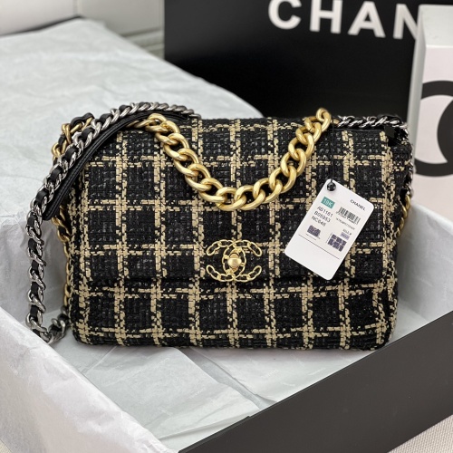 Chanel AAA Quality Messenger Bags For Women #1174317 $190.00 USD, Wholesale Replica Chanel AAA Quality Messenger Bags