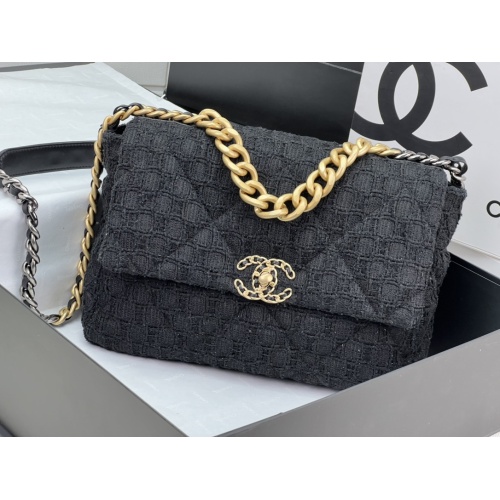 Chanel AAA Quality Messenger Bags For Women #1174328 $190.00 USD, Wholesale Replica Chanel AAA Quality Messenger Bags