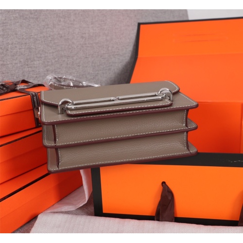 Replica Hermes AAA Quality Messenger Bags For Women #1175018 $108.00 USD for Wholesale