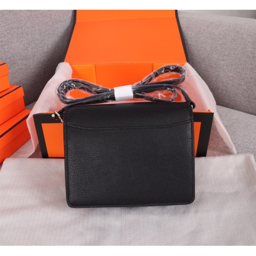 Replica Hermes AAA Quality Messenger Bags For Women #1175022 $108.00 USD for Wholesale