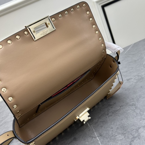 Replica Valentino AAA Quality Messenger Bags For Women #1175418 $98.00 USD for Wholesale