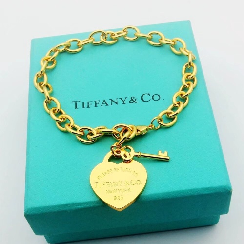 Tiffany Bracelets #1175914