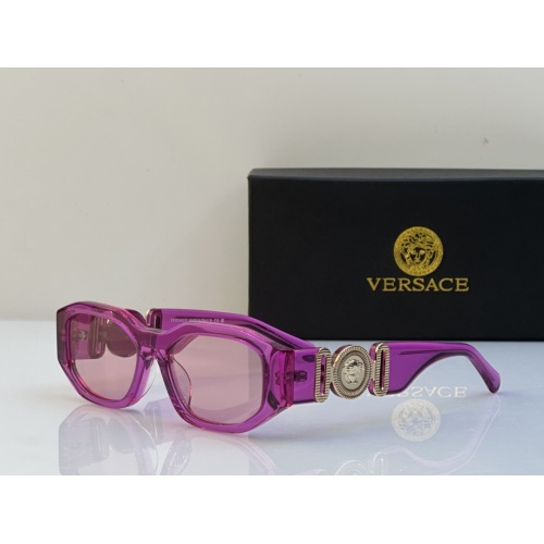 Versace AAA Quality Sunglasses #1176422