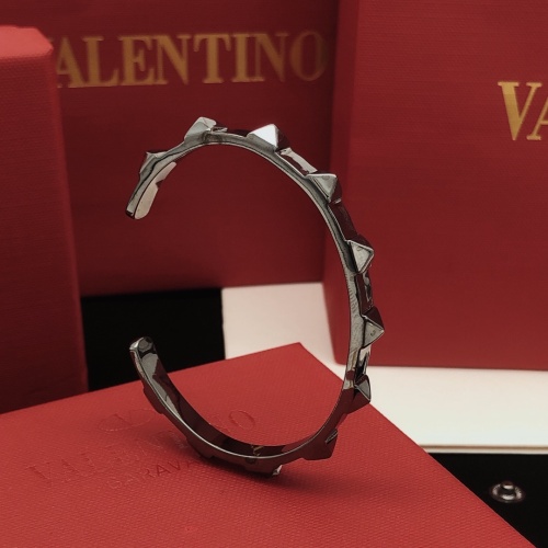 Valentino Bracelets #1176788 $29.00 USD, Wholesale Replica Valentino Bracelets
