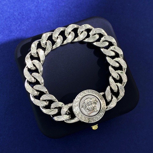 Versace Bracelets #1177282