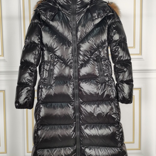 Moncler Down Feather Coat Long Sleeved For Women #1177987