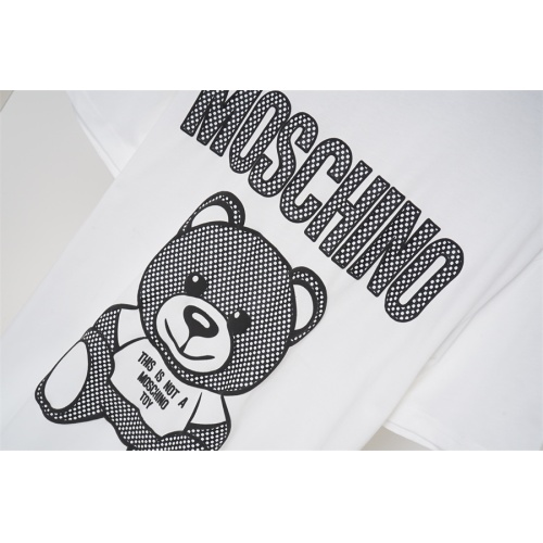 Replica Moschino T-Shirts Short Sleeved For Unisex #1178422 $32.00 USD for Wholesale