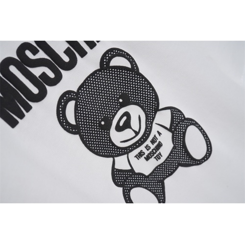 Replica Moschino T-Shirts Short Sleeved For Unisex #1178424 $32.00 USD for Wholesale