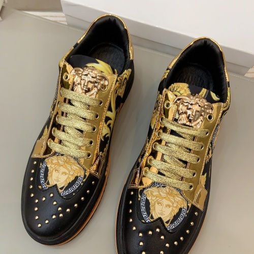 Replica Versace Casual Shoes For Men #1180020 $76.00 USD for Wholesale