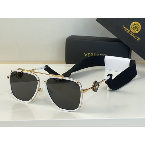 Versace AAA Quality Sunglasses #1181097