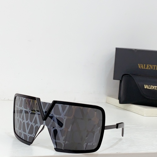 Valentino AAA Quality Sunglasses #1181109 $68.00 USD, Wholesale Replica Valentino AAA Quality Sunglasses