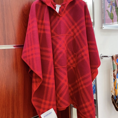 Burberry Poncho For Women #1181331