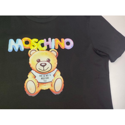 Replica Moschino T-Shirts Short Sleeved For Men #1181544 $25.00 USD for Wholesale