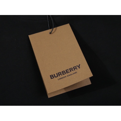 Replica Burberry T-Shirts Short Sleeved For Unisex #1181641 $40.00 USD for Wholesale