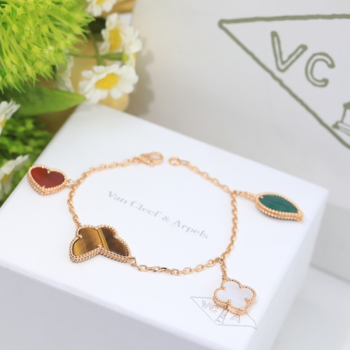 Replica Van Cleef & Arpels Bracelets For Women #1182418 $39.00 USD for Wholesale