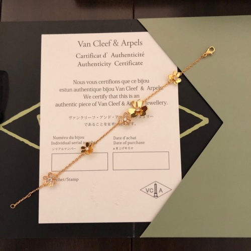 Replica Van Cleef & Arpels Bracelets For Women #1183018 $38.00 USD for Wholesale