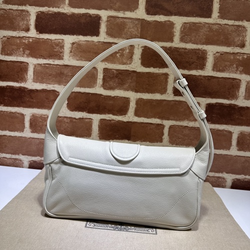 Replica Gucci AAA Quality Shoulder Bags For Women #1183081 $210.00 USD for Wholesale