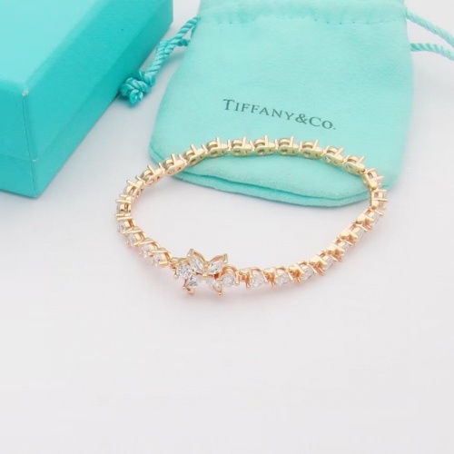 Tiffany Bracelets For Women #1183456