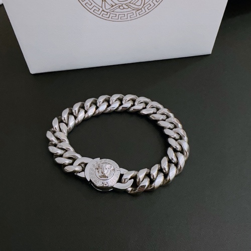Versace Bracelets #1183658