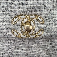 $182.00 USD Chanel AAA Quality Messenger Bags For Women #1174277