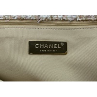 $182.00 USD Chanel AAA Quality Messenger Bags For Women #1174281