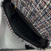 $190.00 USD Chanel AAA Quality Messenger Bags For Women #1174303